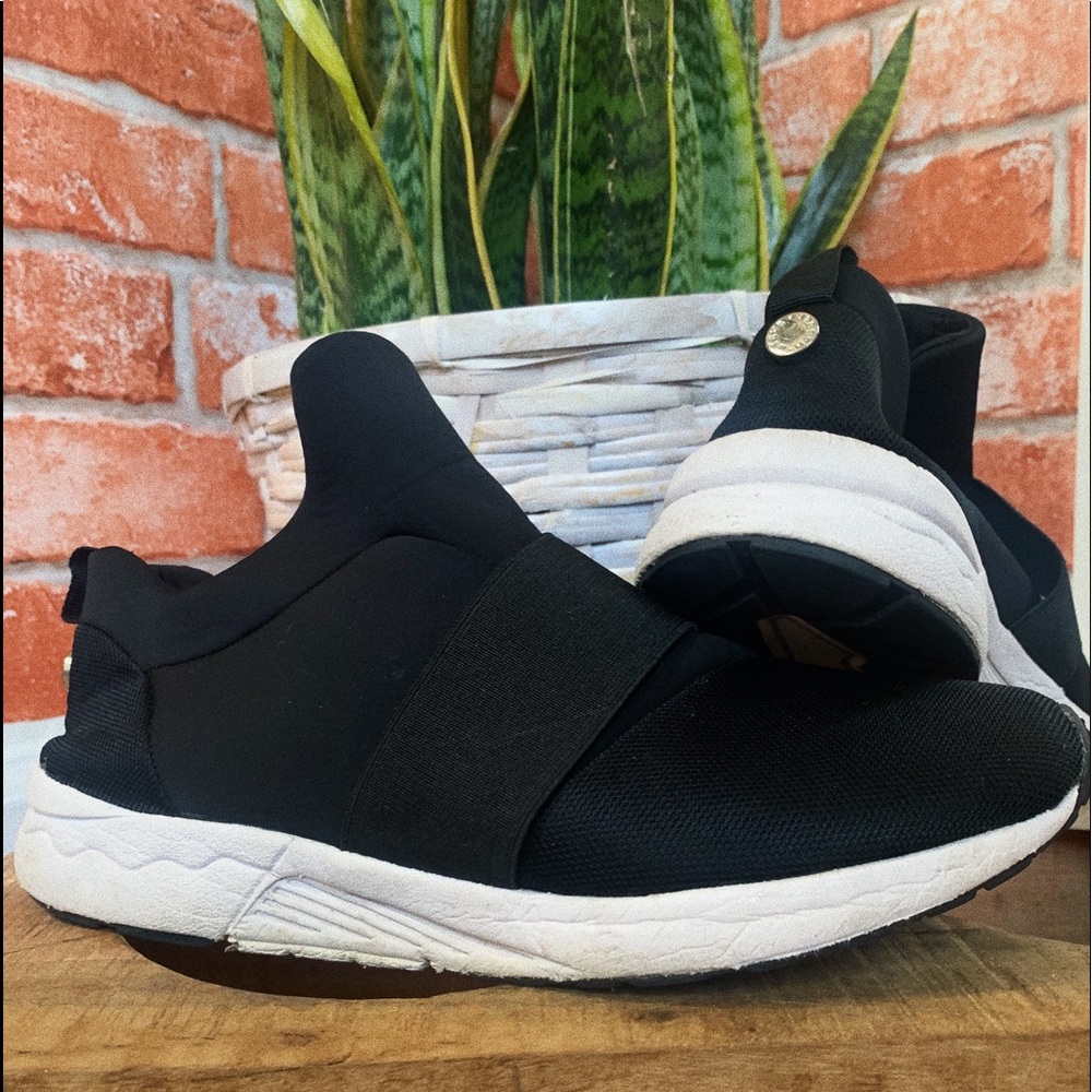 Steve Madden sneakers